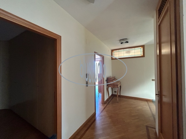 VILLA A SCHIERA in VENDITA a FIGLINE E INCISA VALDARNO 